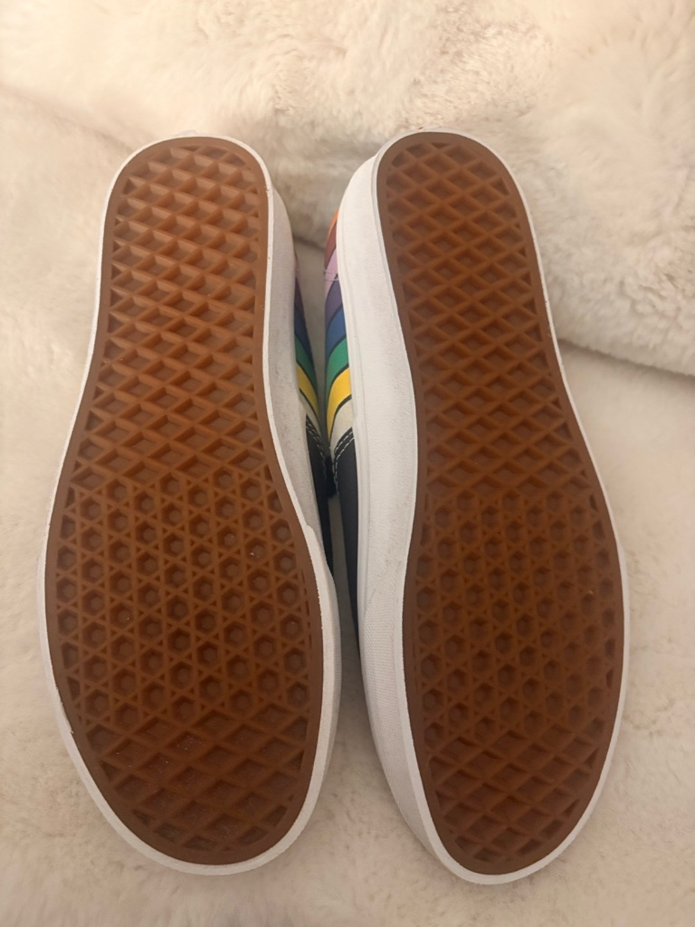 Vans Black Low-Top Sneakers with Rainbow Stripe Accent - Picture 4 of 5